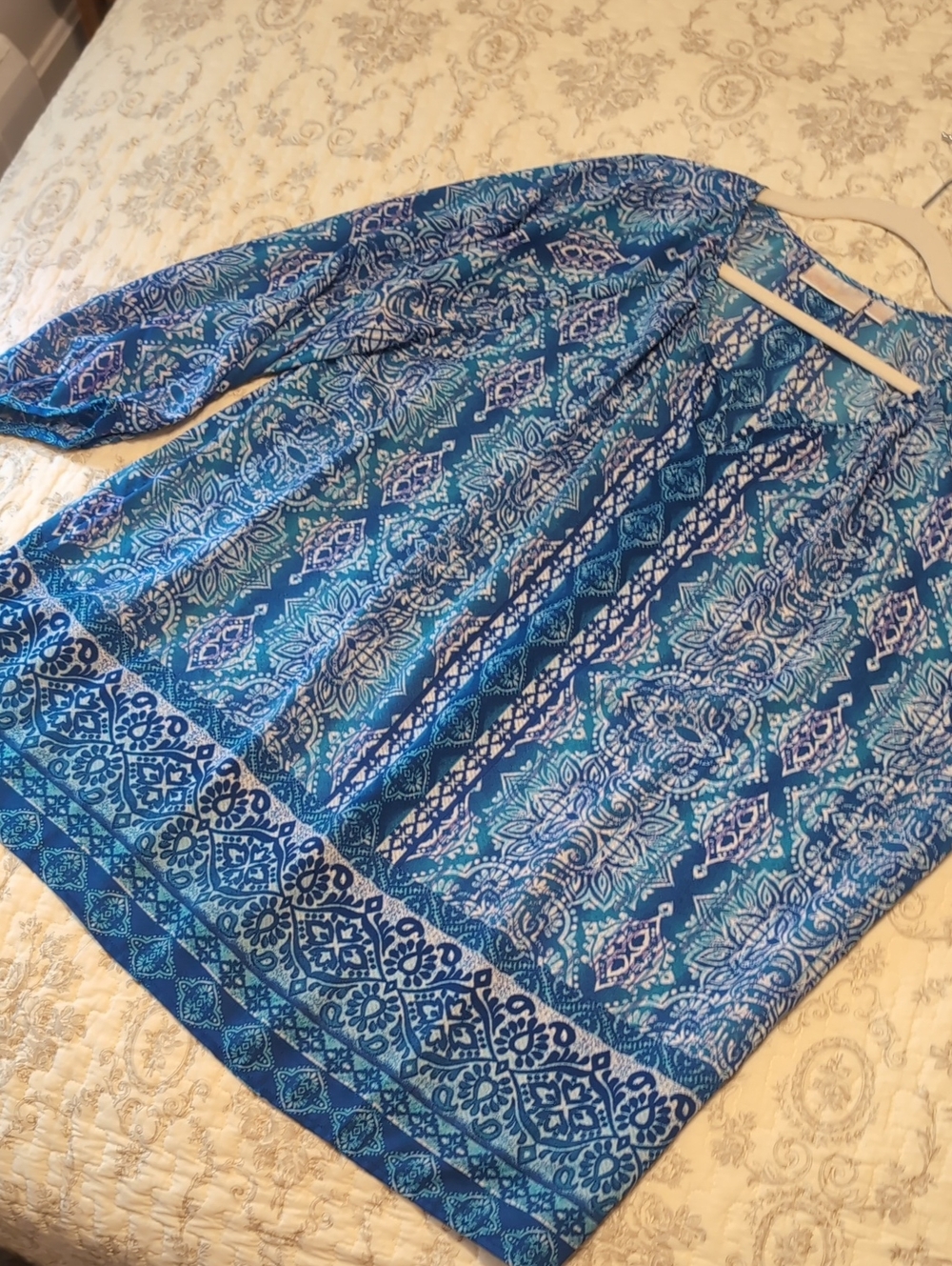 Belle by Kim Gravel Blue Patterned Tunic Top